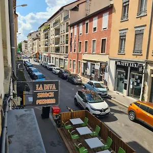Appartement T2 Tout Neuf Au Coeur Des Commerces De Montchat, Lyon